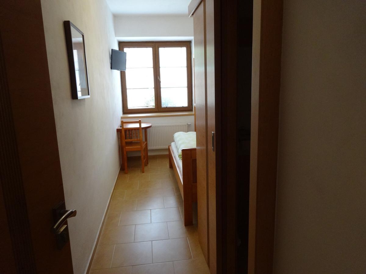 Hostinec U Janatu S Ubytovanim Cestin Bilik gambar